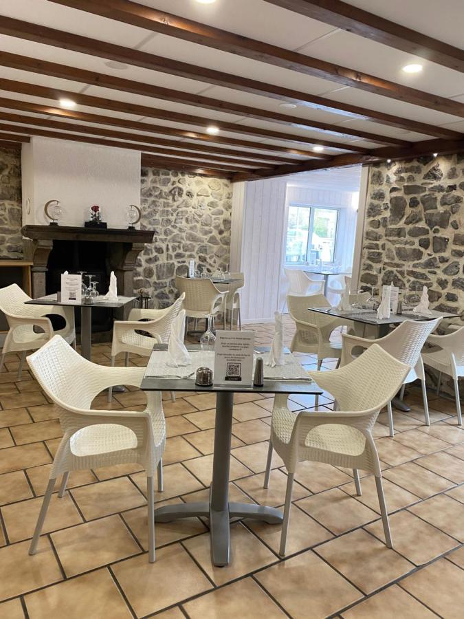 Hotel La Bonne Hotesse ชามบูง-ซัวร์-แลค ภายนอก รูปภาพ