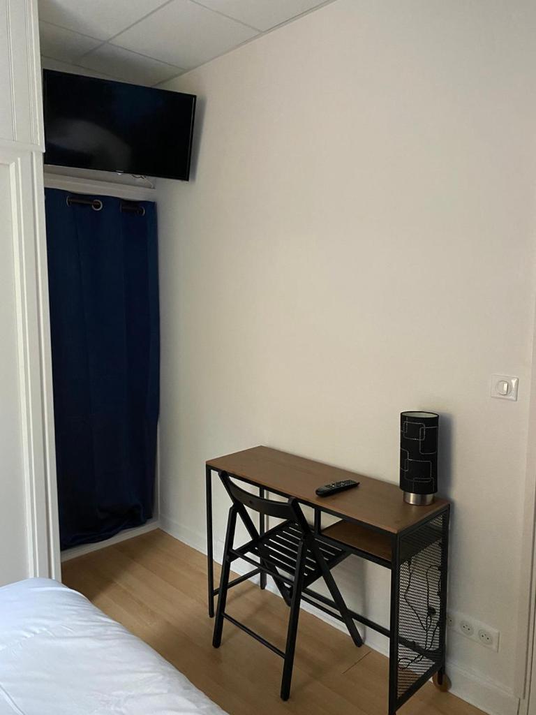 Hotel La Bonne Hotesse ชามบูง-ซัวร์-แลค ห้อง รูปภาพ